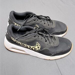 Nike Women's Black and Gold Leopard Sneakers